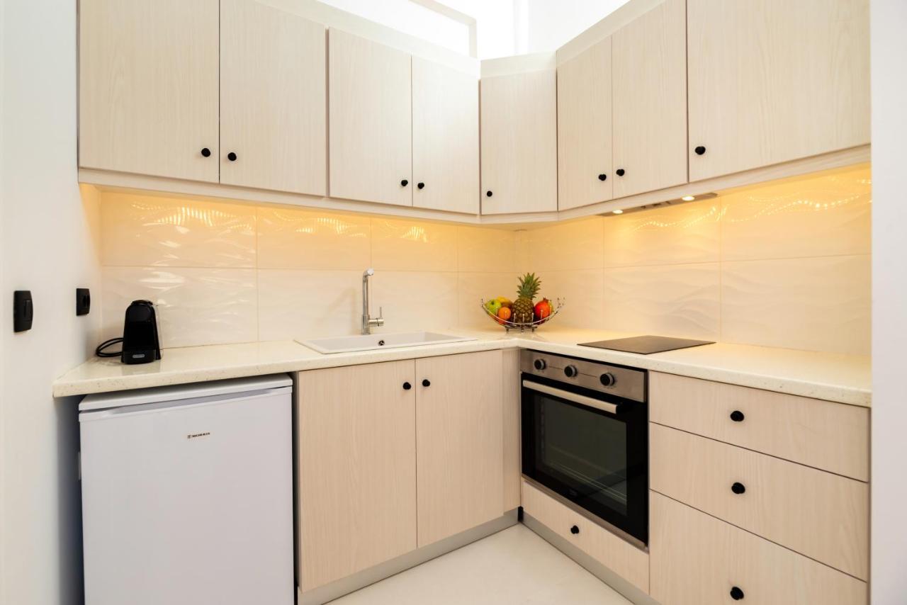 Gervi Suites Тира Экстерьер фото