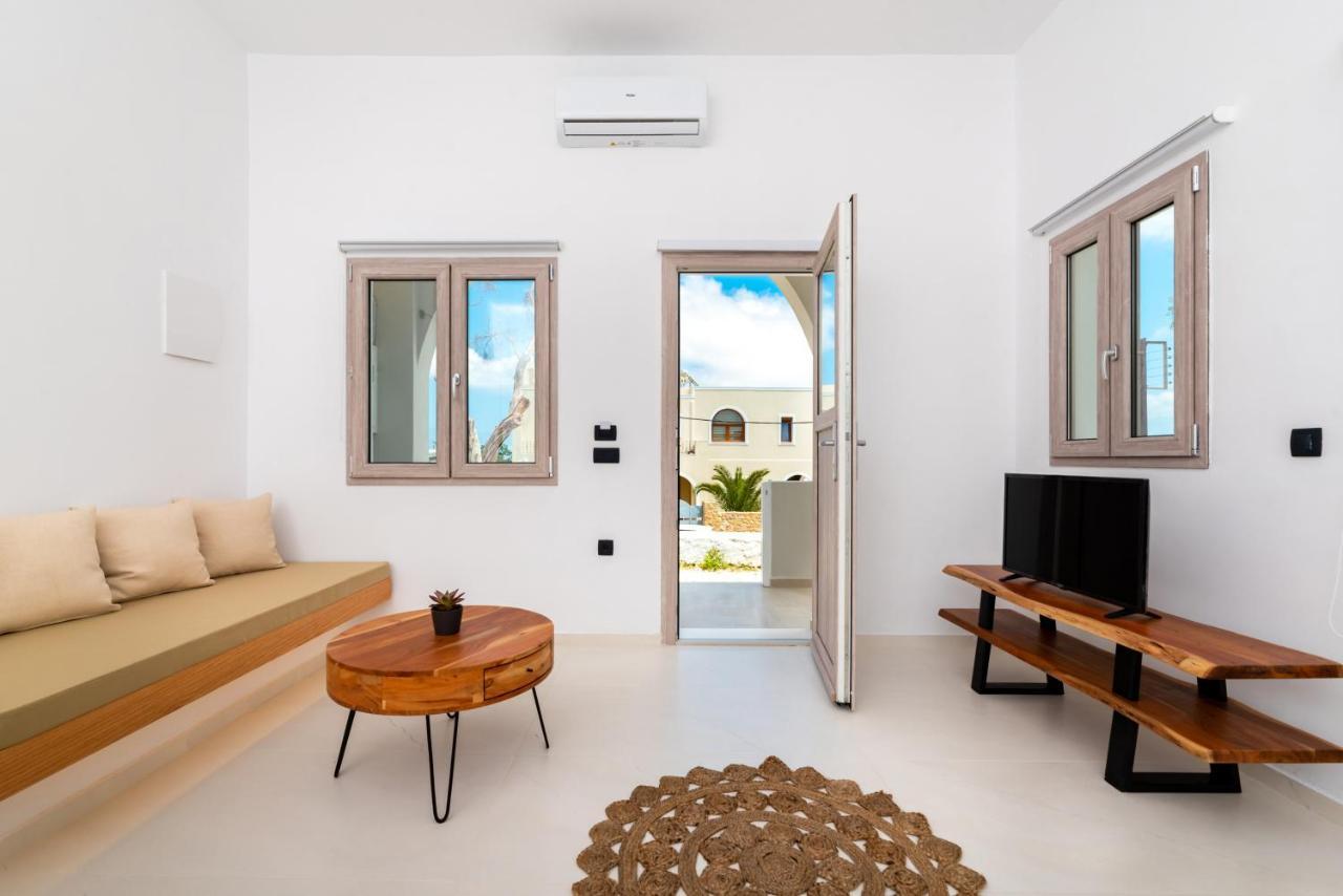 Gervi Suites Тира Экстерьер фото