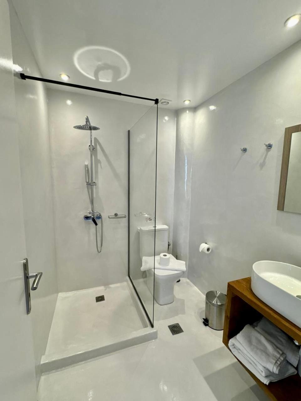 Gervi Suites Тира Экстерьер фото